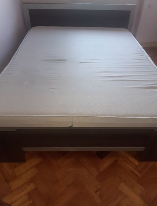 Cabeceiras, camas e colchões