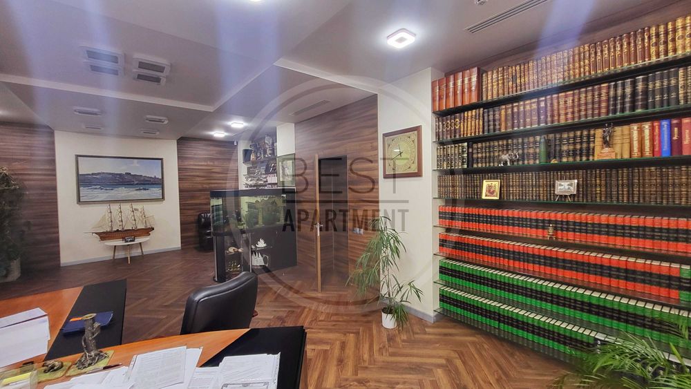 Без % продаж ФАСАД офісно-виробничого комплексу пр-к Степана Бандери 5