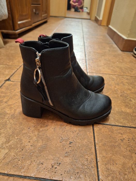 Botki czarne Graceland 37