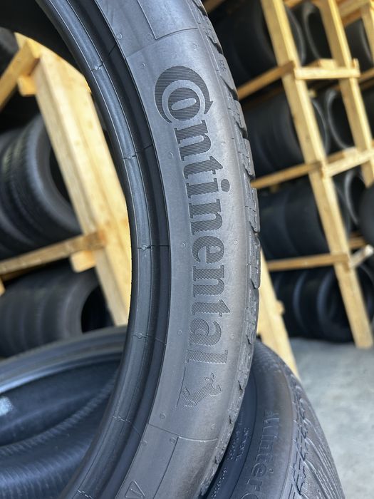 285/35/22 Continental WinterContact TS860S. 2021