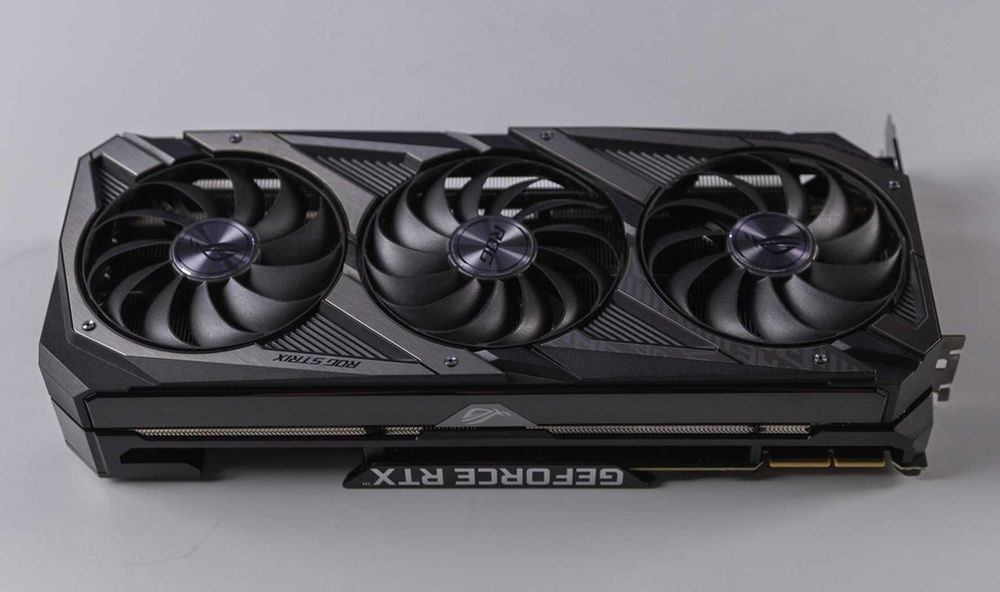 asus rog strix rtx 3090 - купить комплектующие для ПК - Цена на OLX.ua