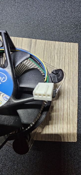 Oryginalne chłodzenie CPU Intel LGA 1150 s1155 s1156 s 1200 z pastą