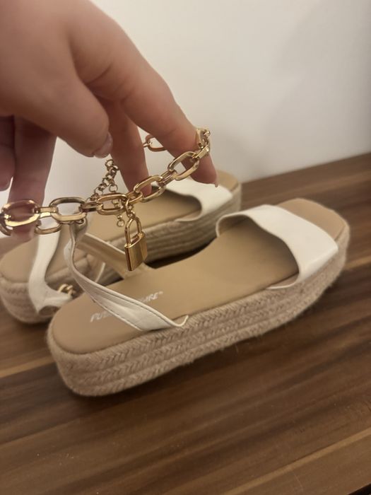 białe sandały espadryle na platformie public desire 41 26,5cm
