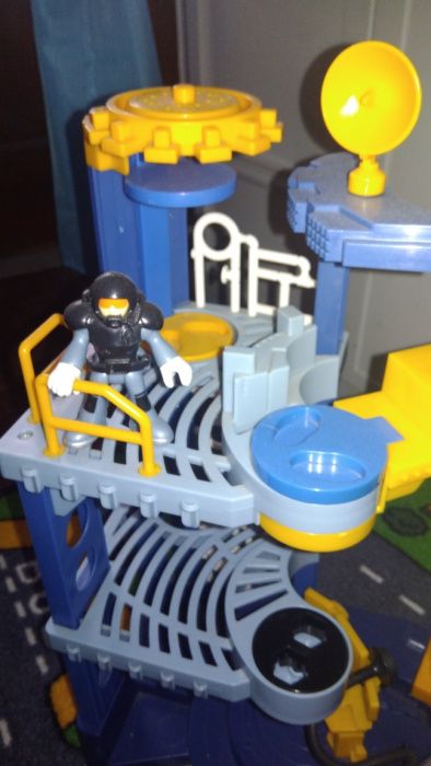 Base + Nave imaginext