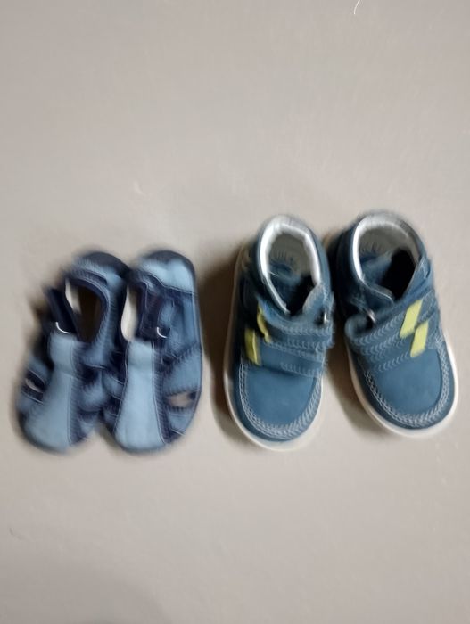 Buciki dla chłopca 20 oraz 22