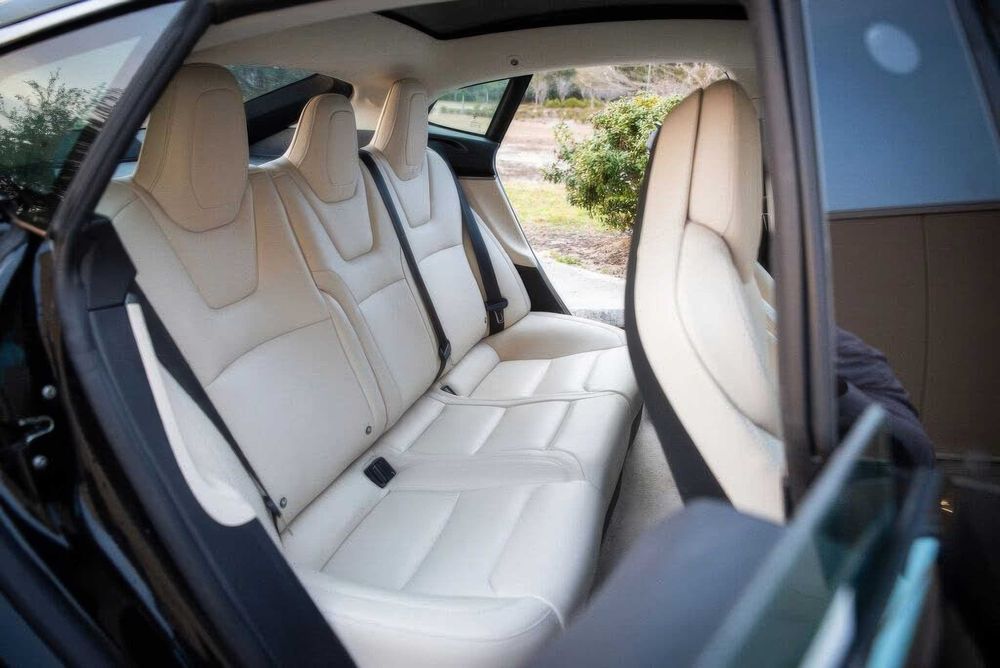 Tesla Model S 100D      2019