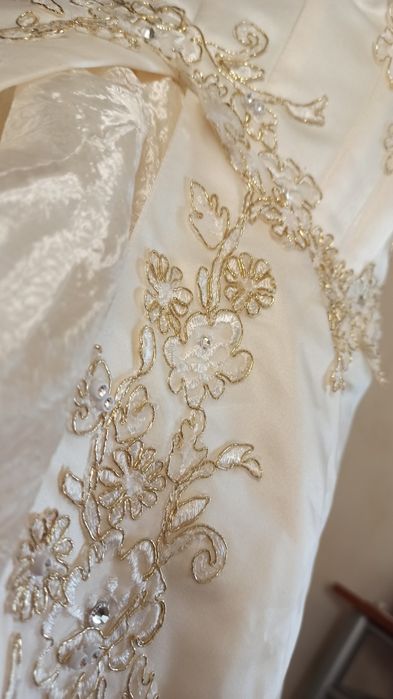 свадебное платье