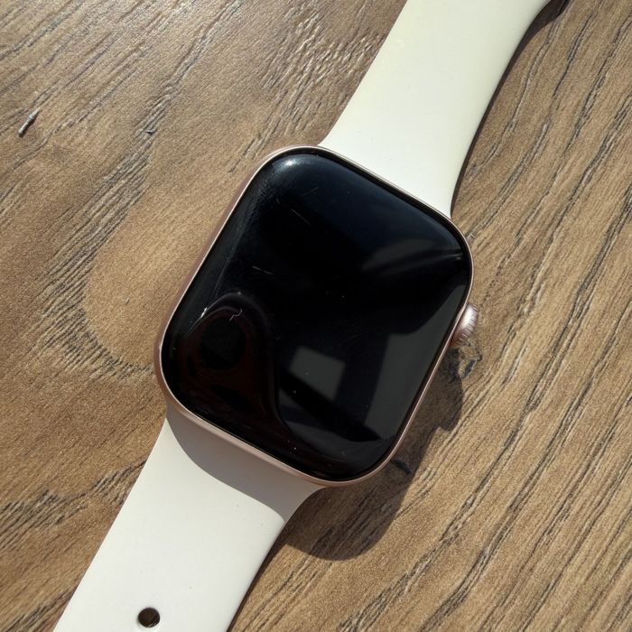 Apple Watch у гарному стані. 6.000 грн