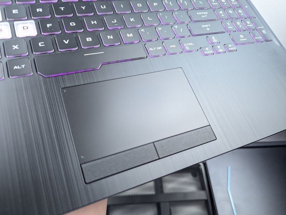 LAPTOP GAMINGOWY Asus TUF F15 RTX 3050 i5-11400H 144 hz