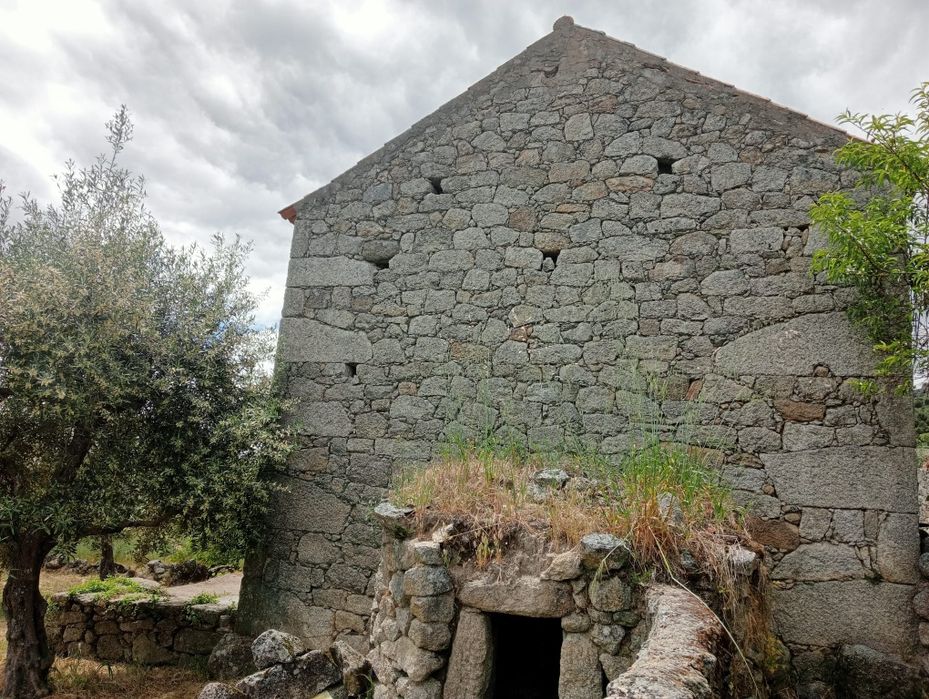 Monsanto Aldeia Histórica Venda de casa tipica