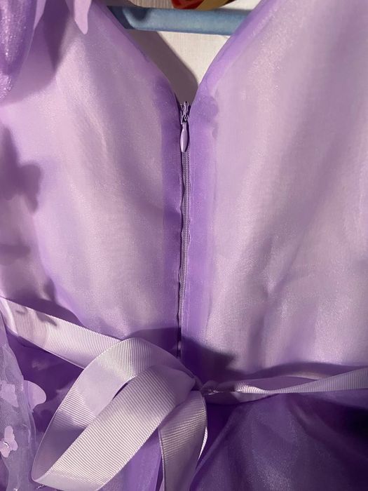 Сукня для дівчинки на зріст 116см