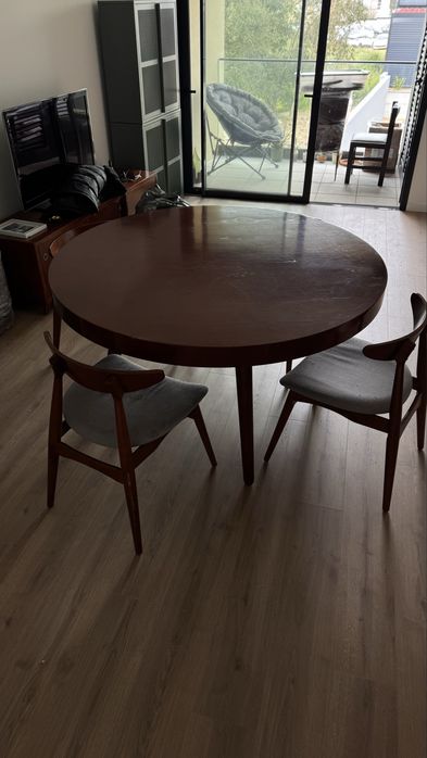 Mesa de Jantar com 4 cadeiras