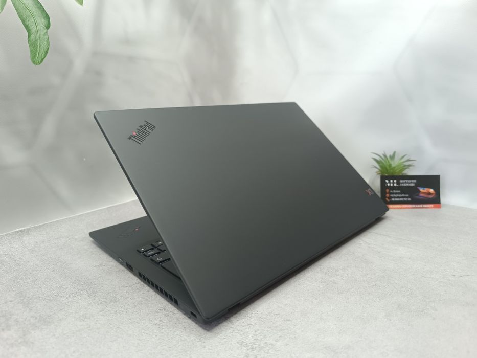 Ультрабук Lenovo ThinkPad X1 Carbon 7th/i5-8365U/16/256/Full HD IPS