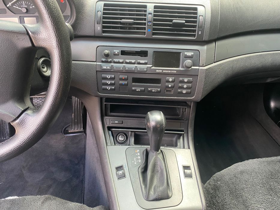 Автомобіль BMW 3 e46