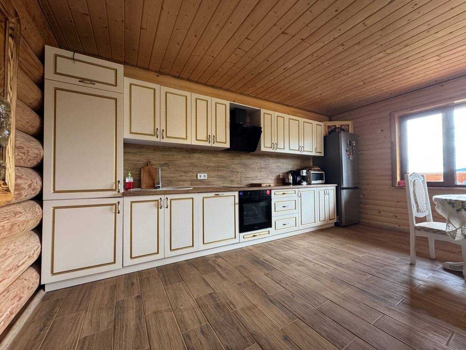 Оренда будинку у Карпатах, 200 м.кв., село Шешори, ліс, річка, білі гриби.