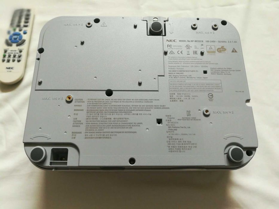 Продам почти новый японский проектор NEC Me331w (3LCD, до fullhd)