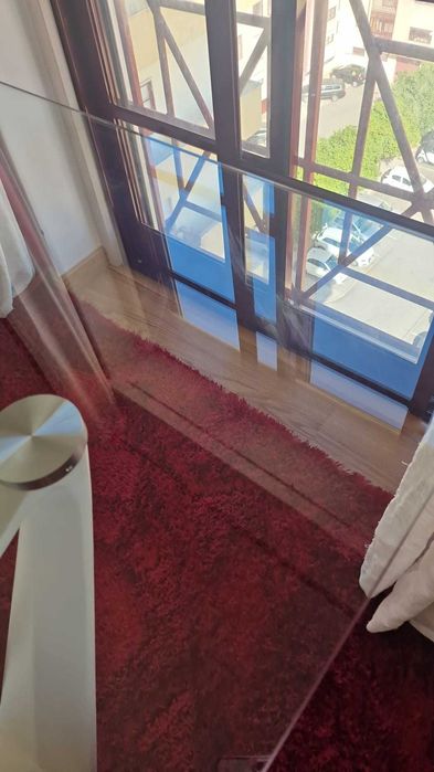 Mesa jantar tampo de vidro MILENIUM Conforama