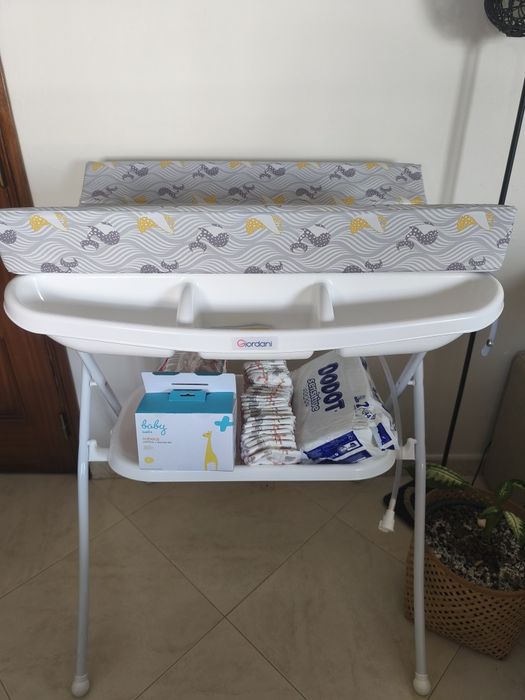 Banheira com trocador