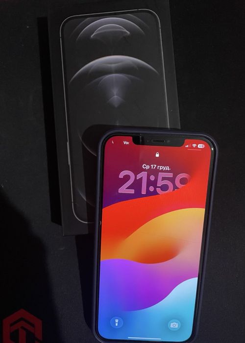 Продам iPhone 12 Pro Max обʼєм памʼяті 128gb  з коробкою