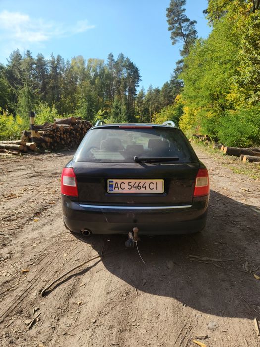 Audi A4 B6 2003   газ/бенз