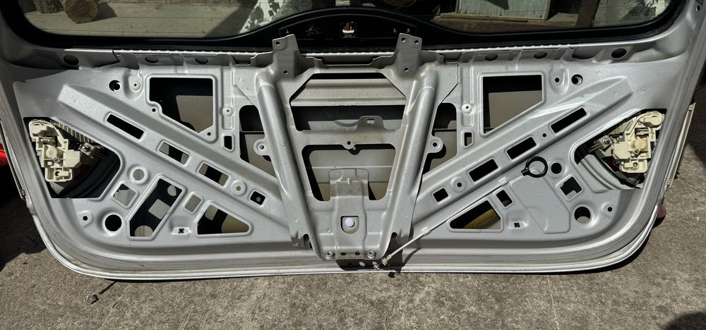 Кришка багажника BMW e91