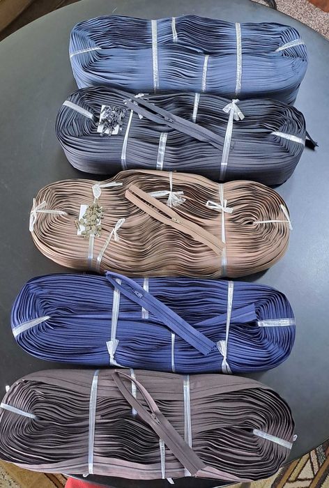 Fechos em rolo em nylon
