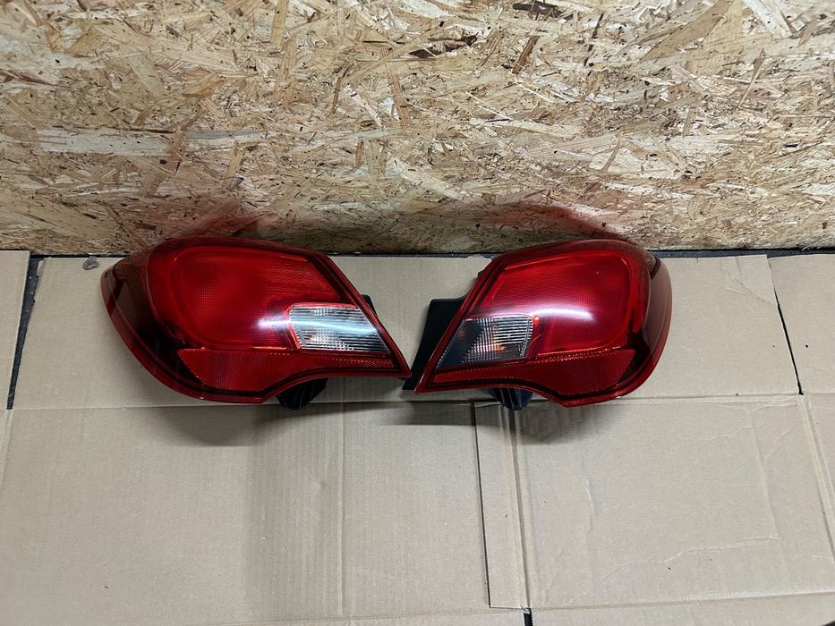 Opel corsa E lampa prawy tył lewy tył 3 drzwi europa 39068624 39068625