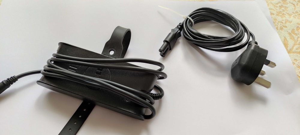 Genuíno Dell CF745 carregador de laptop Algueirão-Mem Martins • OLX ...