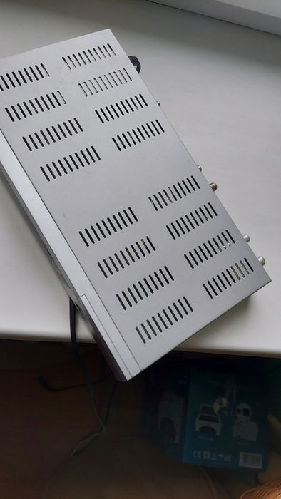 Пропоную тюнер Eurosat DVB -8004