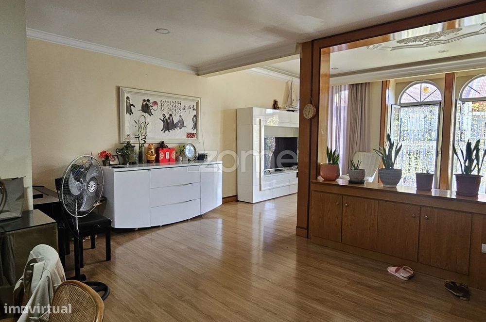 Apartamento T5 - Arroios