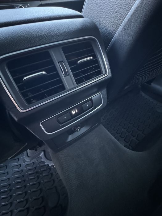 Продам Audi Q5