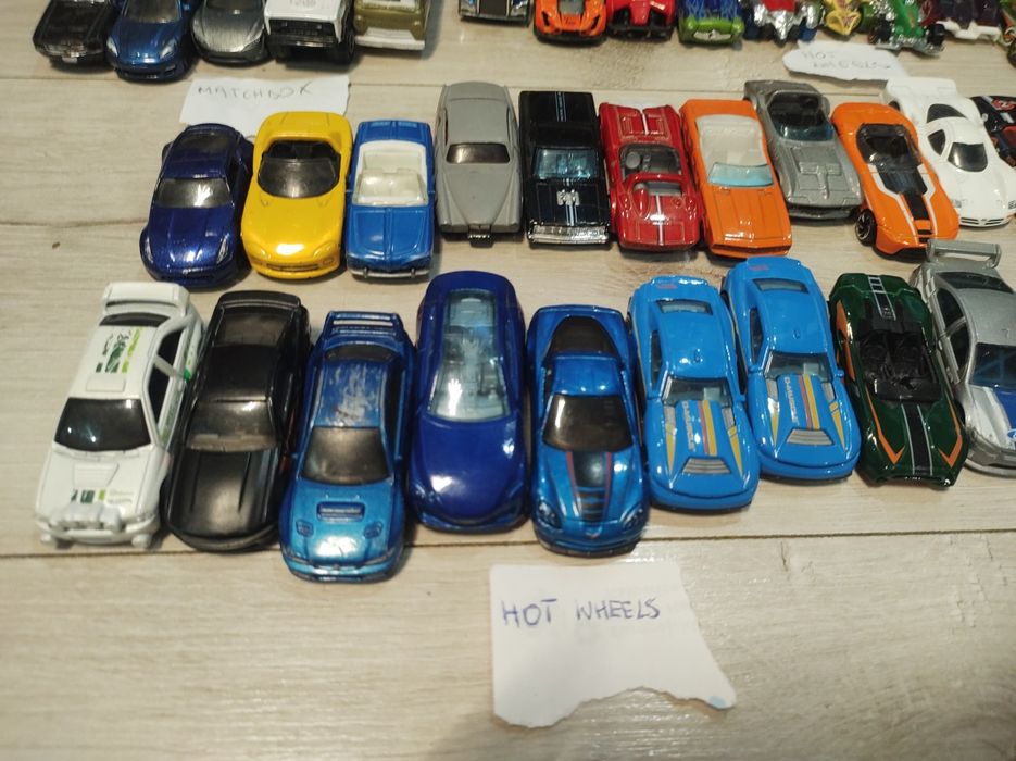 Resoraki samochodziki Hot Wheels Matchbox Bburago