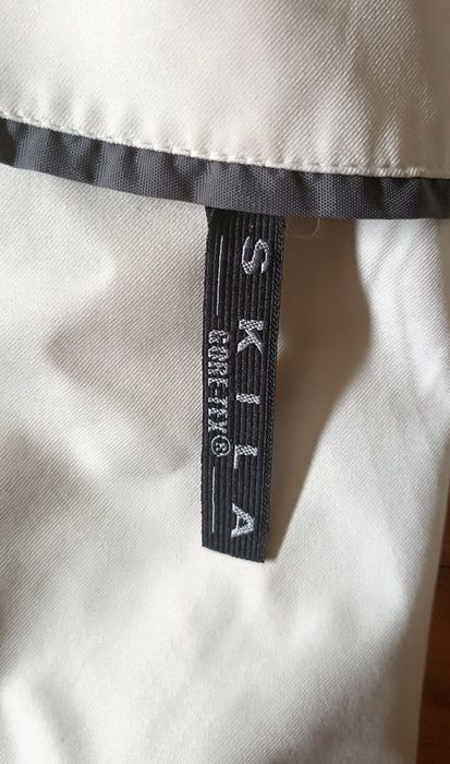 Casaco impermeável gore-tex com forro amovível