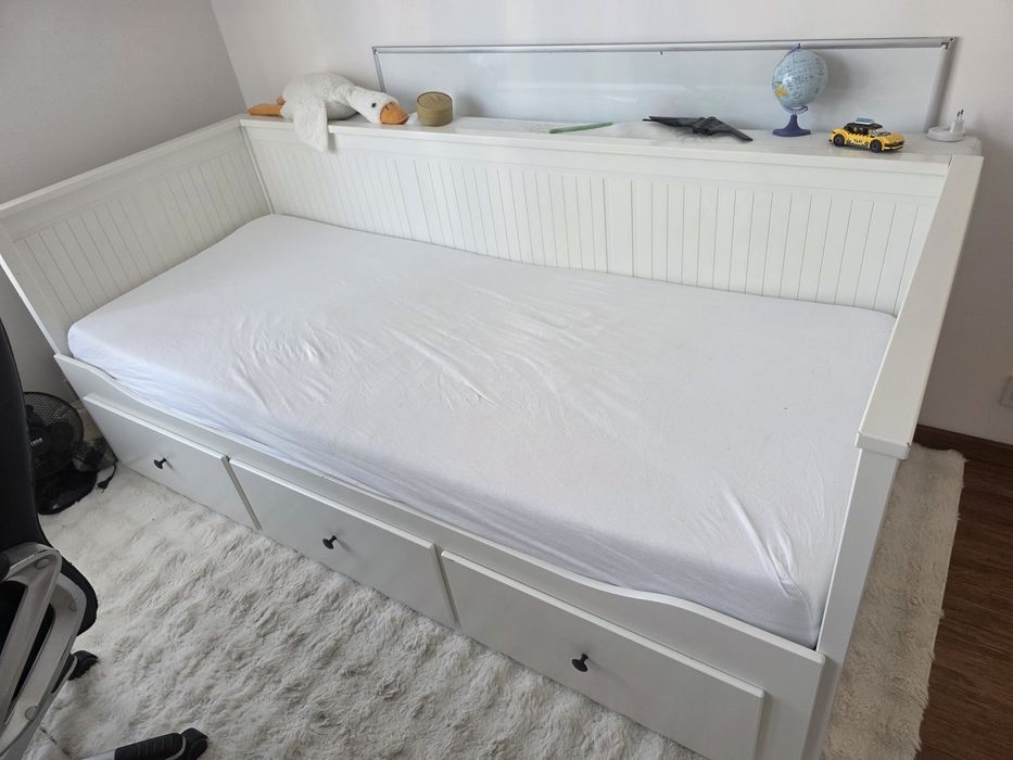 Łóżko ikea hemnes