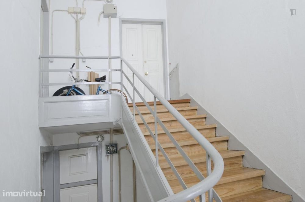 Quarto - localizado em Mouraria Lisbon