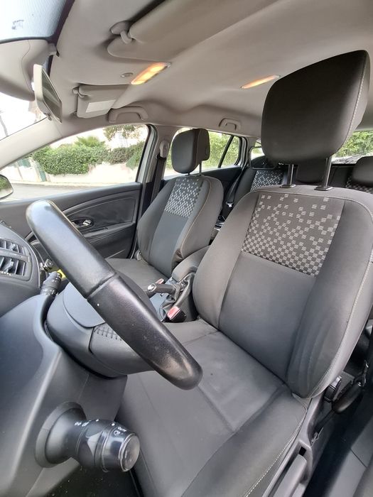 Carrinha megane III 1.5 dci