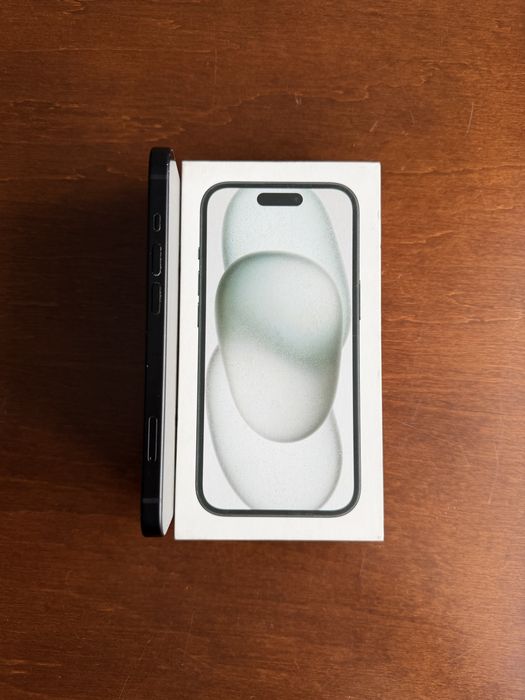 iPhone 15 128gb l 90% bateri | Paragon | Cały zestaw