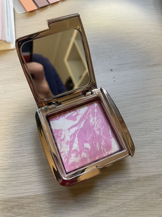 róz hourglass ambient ethereal glow 4.2g