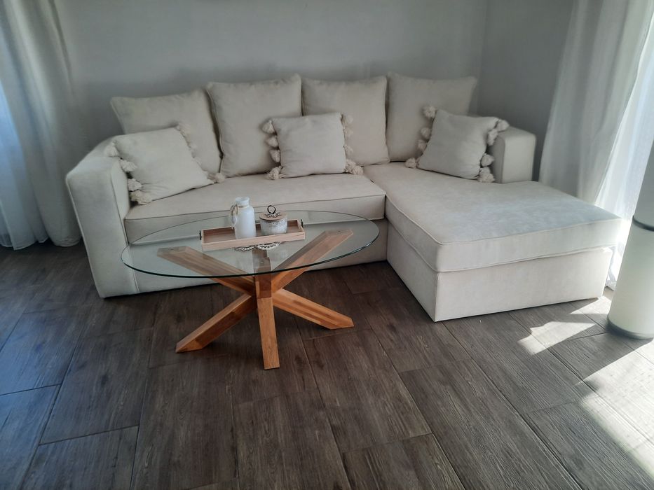 Narożnik tapicerowany 235 x 155. Angielskie  komponenty