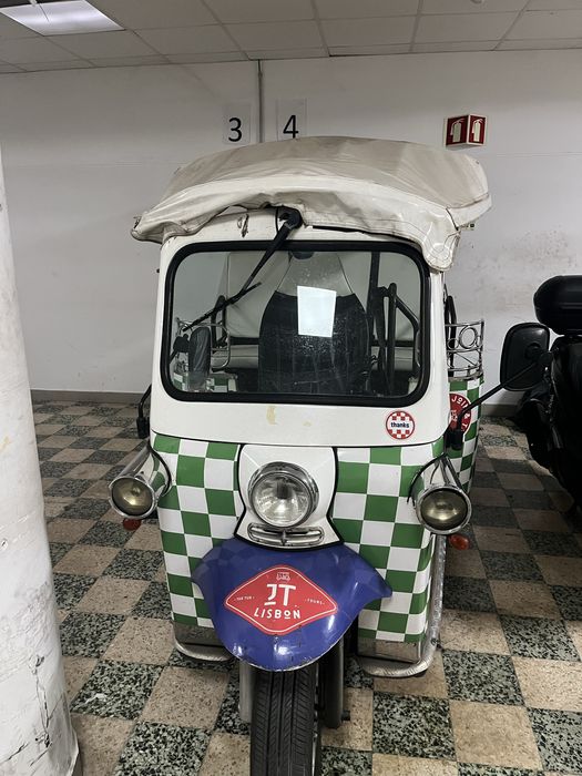 TukTuk Factory 5 lugares
