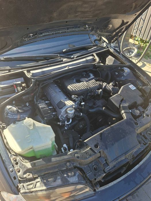 Продам BMW e46 316i 1999