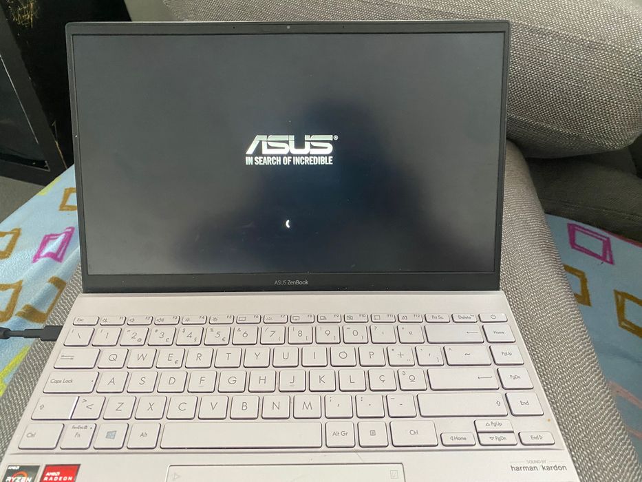 Laptop asus zenbook 14