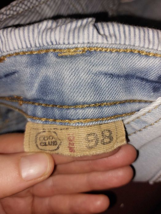 Krotknie ogrodniczki jeans