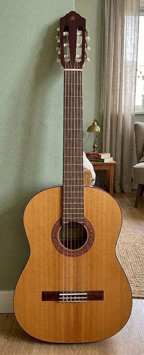 YAMAHA Y.A.M.A.H.A. Violão nylon