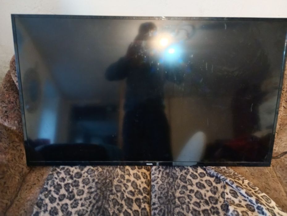 Tv Philips 50 cali LED model 50pfs4012