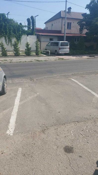 Паркомісце на автостоянці Шклярука 6