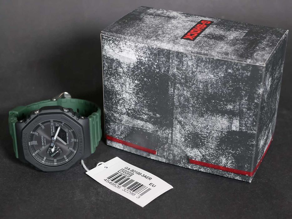 Casio GA-B2100-3A Black Green Bluetooth G-Shock.  100% original.