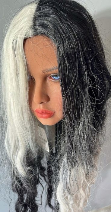 Peruka syntetyczna włosy długie czarno-białe