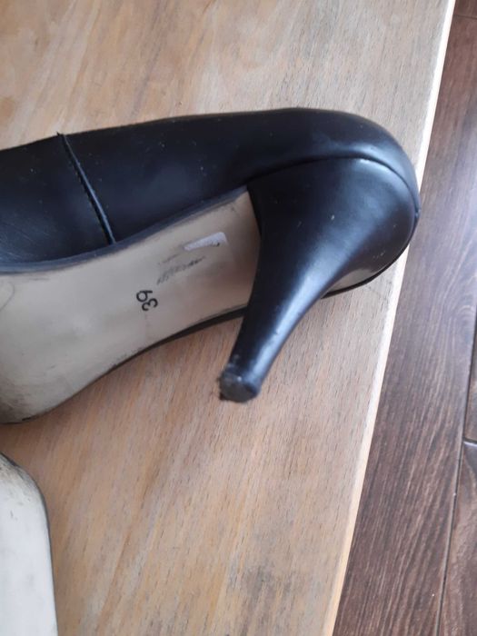 Szpilki czarne klasyczne roz.39