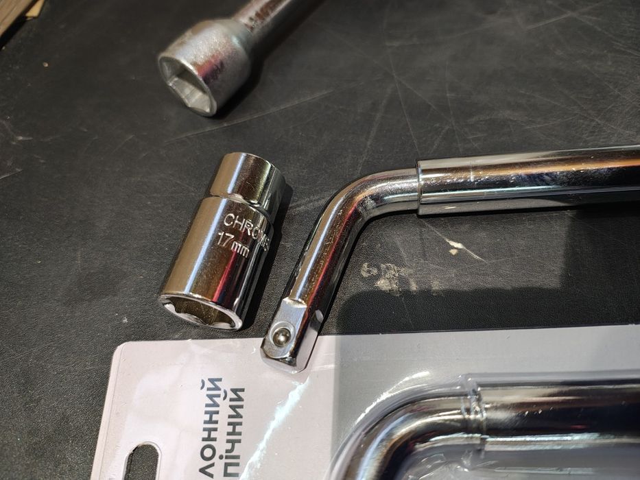 Ключ балоний, балоннік, телескопічний для авто, хрест  16 17, 19, 21мм